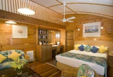 Berkeley Vale NSW Hotel VIC