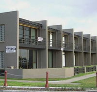 Centreport Units - Hotel VIC