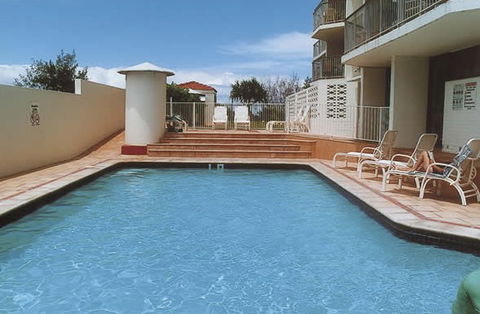 Golden Sands Holiday Apartments - Hotel VIC 4