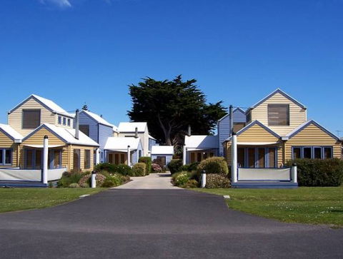 Rayville Boat Houses - Hotel VIC 1