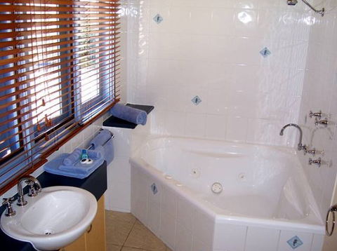 Rayville Boat Houses - Hotel VIC 4