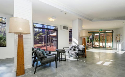 Alpha Hotel Canberra - Hotel VIC 1