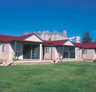 The Mac's Beachfront Villas - Hotel VIC