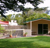 Shiralea Country Cottage - Hotel VIC
