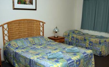Lake Bennett Resort - Hotel VIC 1