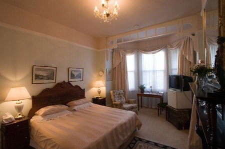 Merre Bes - Hotel VIC 3