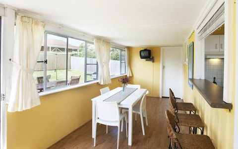 C'est La Vie Manyana - Hotel VIC 1