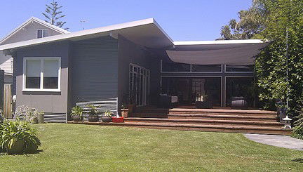 7 Donlan Road - Hotel VIC 2