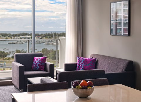 Meriton Serviced Apartments Southport - Hotel VIC 4