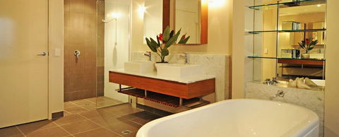 Whitsunday Reflections - Hotel VIC 3