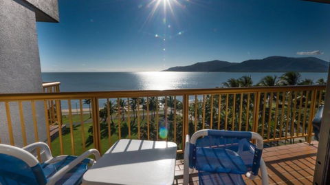 Coral Towers Holiday Apartments - Hotel VIC 4