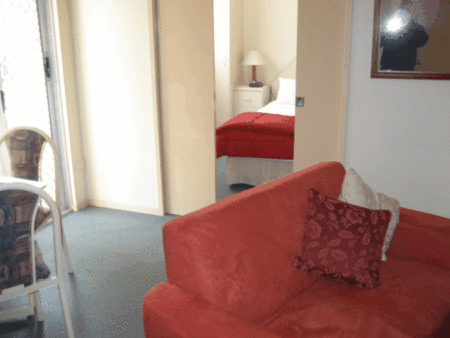 St Lucia Gardens - Hotel VIC