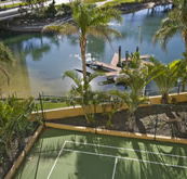 Capricorn One Holiday Apartments