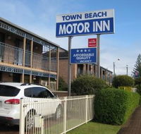 Town Beach Motor Inn