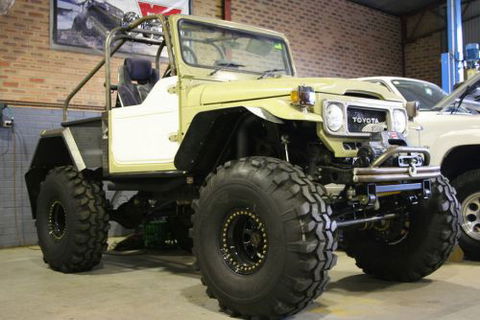 Macquarie 4x4 Centre - Hotel VIC 7