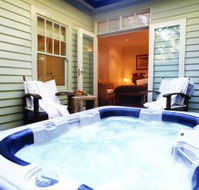Treetops at Lochiel - Hotel VIC