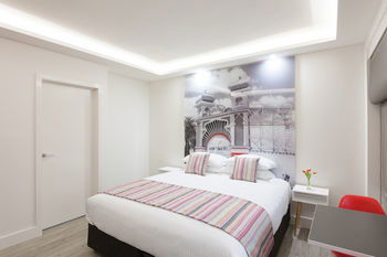 Abode By Easystay - Hotel VIC 10