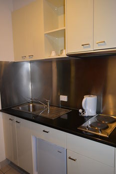 YTI Garden Hotel - Hotel VIC 9