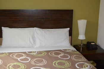 YTI Garden Hotel - Hotel VIC 17