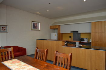 YTI Garden Hotel - Hotel VIC 25