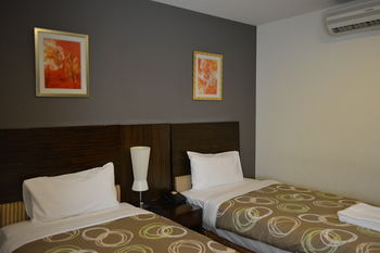 YTI Garden Hotel - Hotel VIC 33