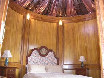 A Camelot Tower & Penthouse - Hotel VIC 27