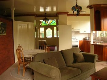 A Camelot Tower & Penthouse - Hotel VIC 3