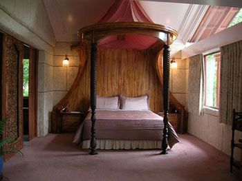 A Camelot Tower & Penthouse - Hotel VIC 6