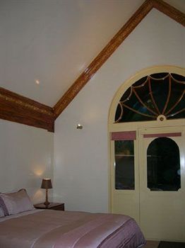 A Camelot Tower & Penthouse - Hotel VIC 8