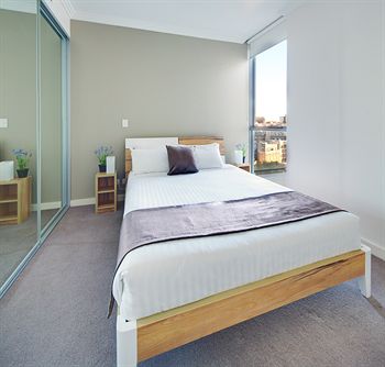Zara Tower - Luxury Suites And Apartments - Hotel VIC 6