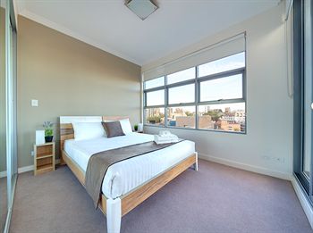Zara Tower - Luxury Suites And Apartments - Hotel VIC 13