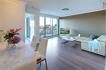 Zara Tower - Luxury Suites And Apartments - Hotel VIC 20