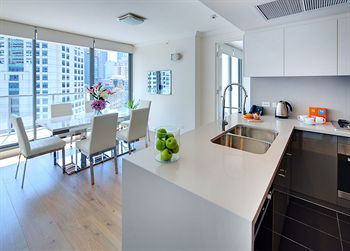 Zara Tower - Luxury Suites And Apartments - Hotel VIC 22
