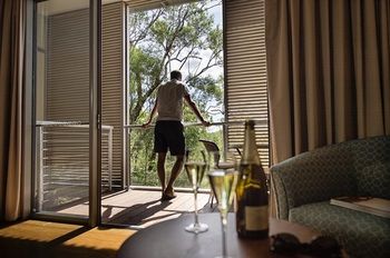 Cicada Lodge - Hotel VIC 17