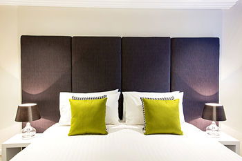 Astina Serviced Apartments - Parkside - Hotel VIC 2