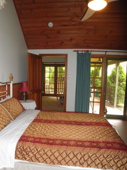 Woollamia Village Retreat - Hotel VIC 33