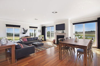 Block Eight - Hotel VIC 9