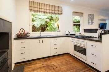 A Cottage In The Forest - Hotel VIC 0