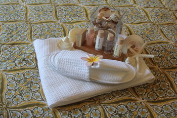 Phoenix Eumundi Bed & Breakfast - Hotel VIC 2