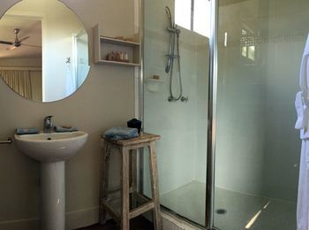 Phoenix Eumundi Bed & Breakfast - Hotel VIC 5