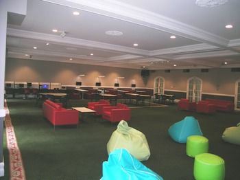 RMIT Village - Hotel VIC 10