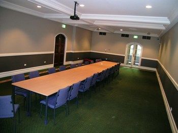RMIT Village - Hotel VIC 11