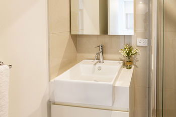 AKOM Melbourne - Hotel VIC 5