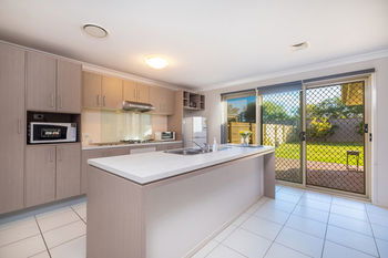 Getaway Holiday House Bankstown - Hotel VIC 8