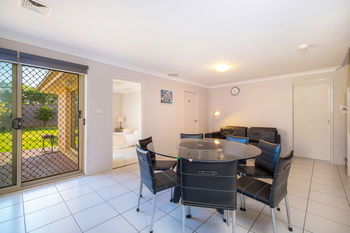 Getaway Holiday House Bankstown - Hotel VIC 10