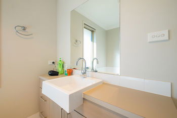 Getaway Holiday House Bankstown - Hotel VIC 20