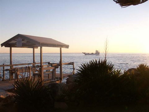Amity Point Waterfront Cabins - Hotel VIC 0