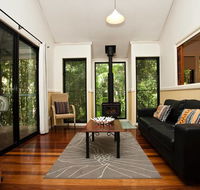 Cedar Creek Lodges at Thunderbird Park - Hotel VIC