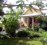 Kemeys Mountain Hideaway - Hotel VIC
