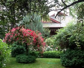 Allan Court Gardens Accommodation - Hotel VIC 0